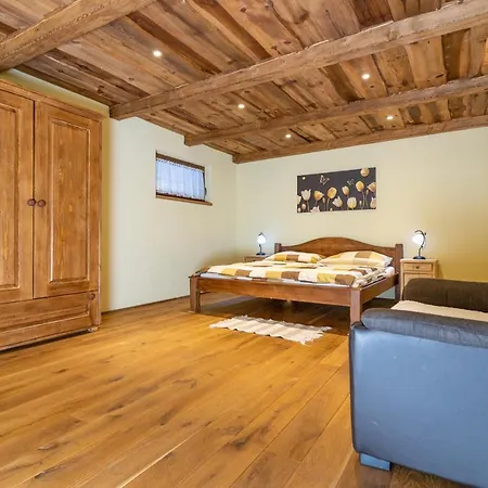 Vancouver Chalet *